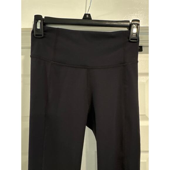 All In Motion Hi Rise Black Leggings Size XS - Picture 2 of 8